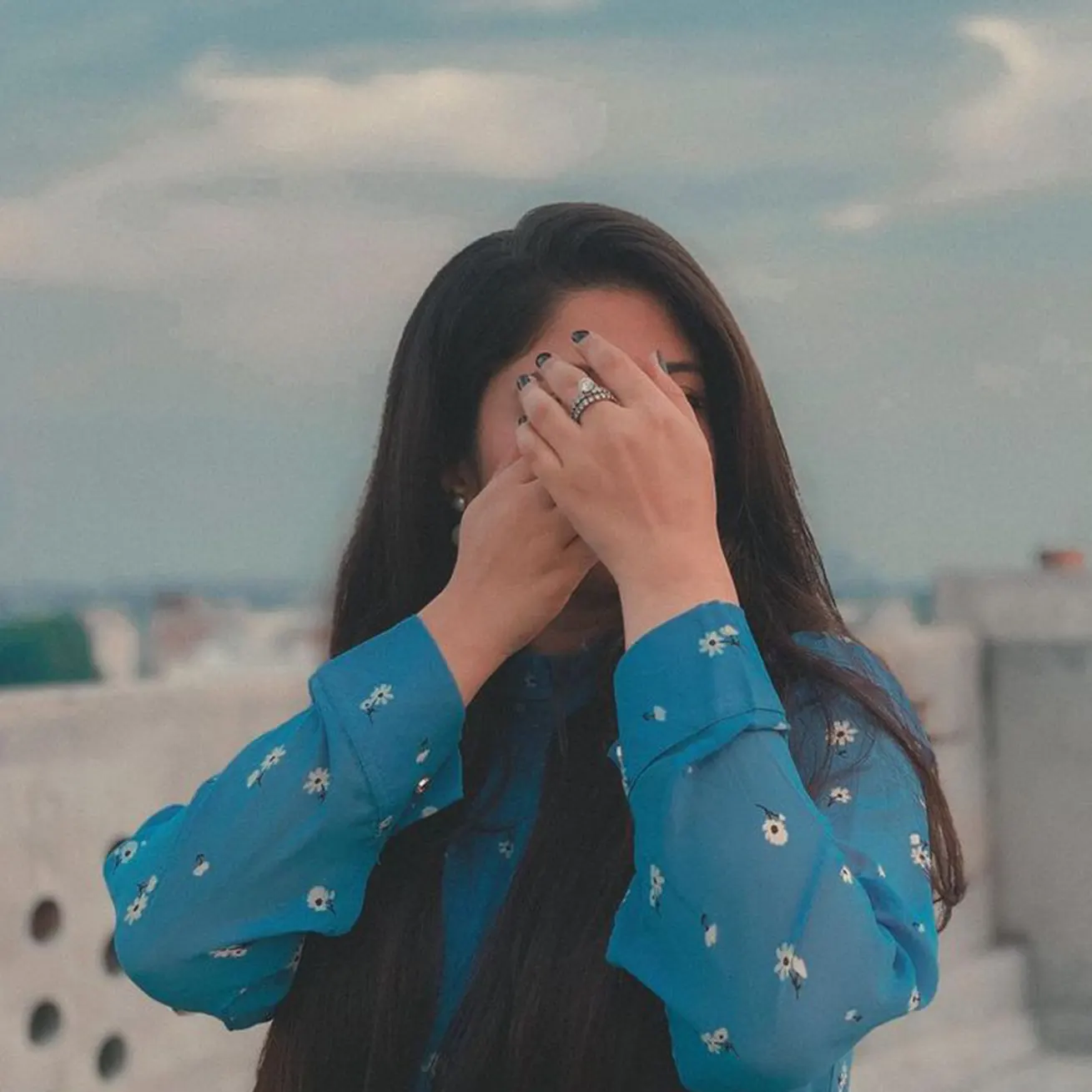 2024 New Hidden Face DP Girl